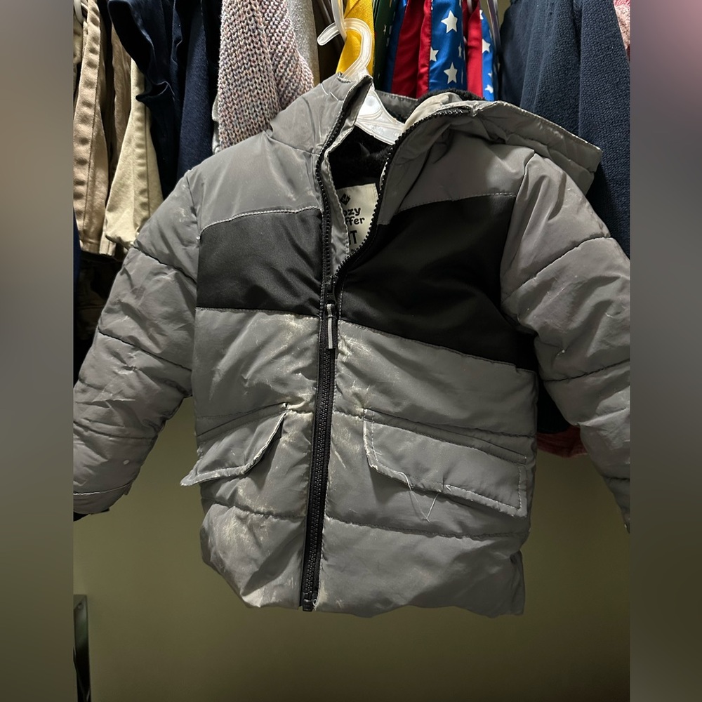 Gender neutral puffer jacket